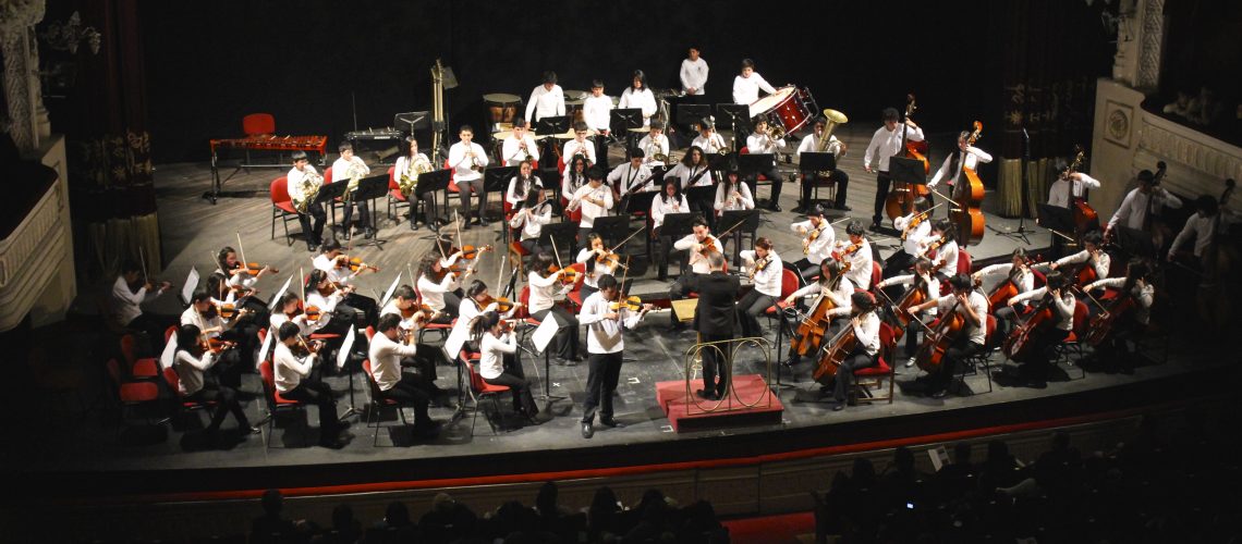 Orquesta CORMUVAL en Teatro Municipal de Santiago 08-2014